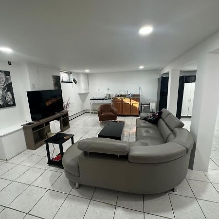 Cozy Spacious Guest Suite Englewood Ngoại thất bức ảnh
