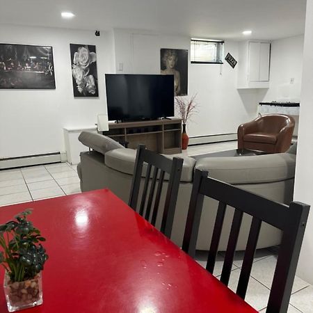 Cozy Spacious Guest Suite Englewood Ngoại thất bức ảnh