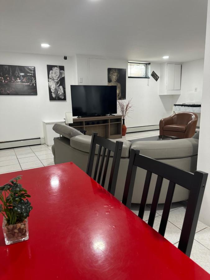 Cozy Spacious Guest Suite Englewood Ngoại thất bức ảnh